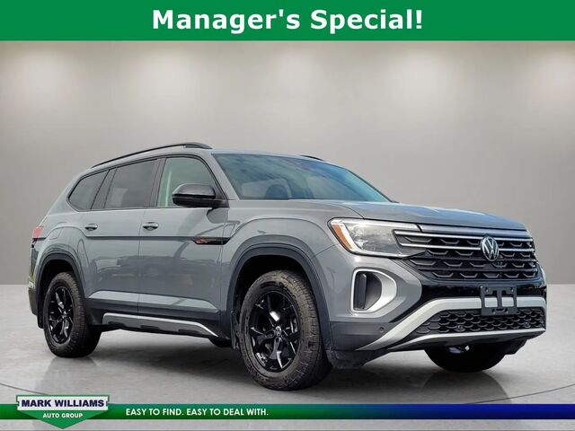 2024 Volkswagen Atlas Peak Edition SE 4Motion