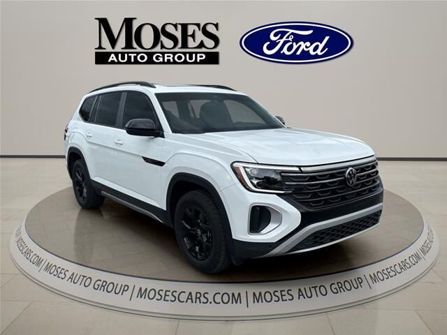 2024 Volkswagen Atlas Peak Edition SE 4Motion