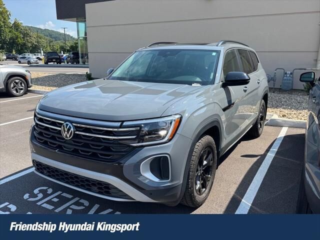 2024 Volkswagen Atlas Peak Edition SE 4Motion