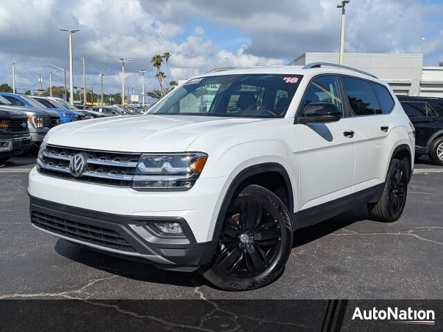 2018 Volkswagen Atlas V6 SE — photo 1 of 2