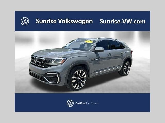 2022 Volkswagen Atlas Cross Sport V6 SEL Premium R-Line 4Motion — photo 1 of 2