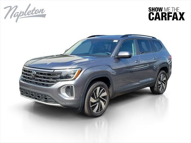 2025 Volkswagen Atlas SE 4Motion — photo 1 of 13
