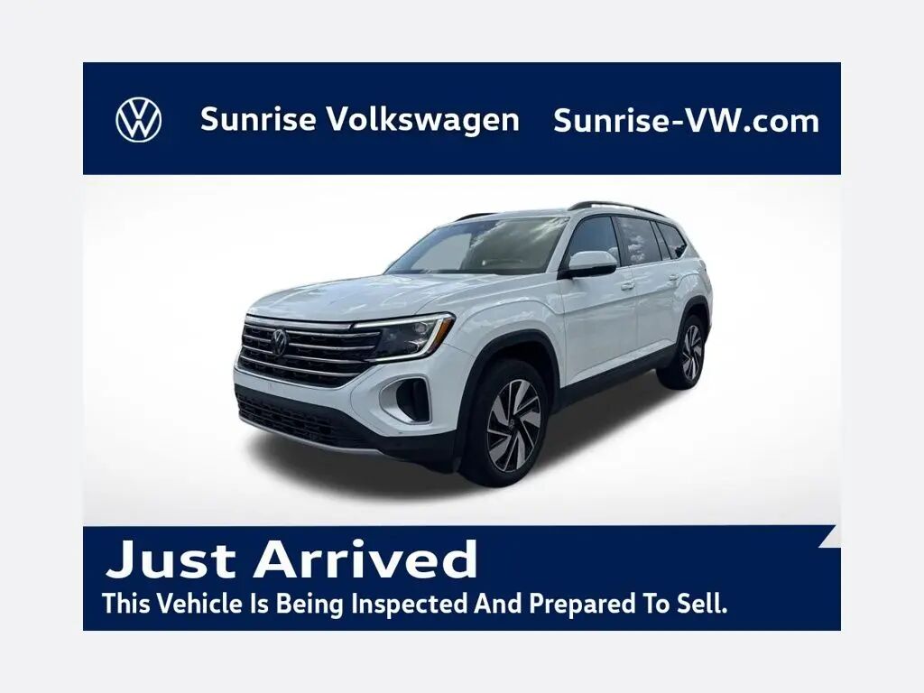 2024 Volkswagen Atlas SE — photo 1 of 13