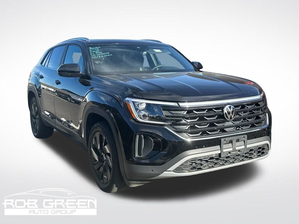 2024 Volkswagen Atlas Cross Sport 2.0T SE w/Technology — photo 1 of 3
