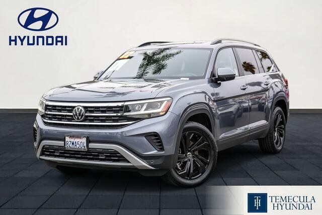 2022 Volkswagen Atlas SE 4Motion — photo 1 of 12