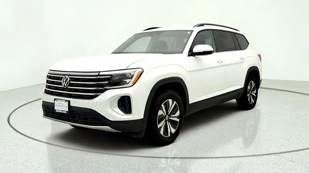 2025 Volkswagen Atlas SE 4Motion — photo 1 of 1