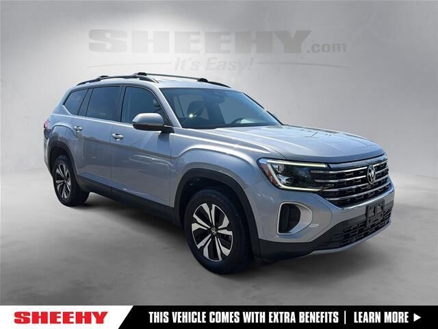 2024 Volkswagen Atlas SE 4Motion — photo 1 of 13