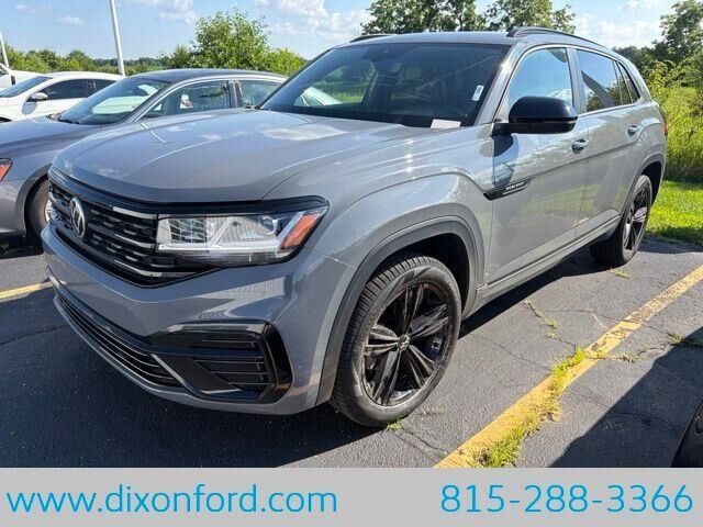 2023 Volkswagen Atlas Cross Sport SEL R-Line Black 4Motion