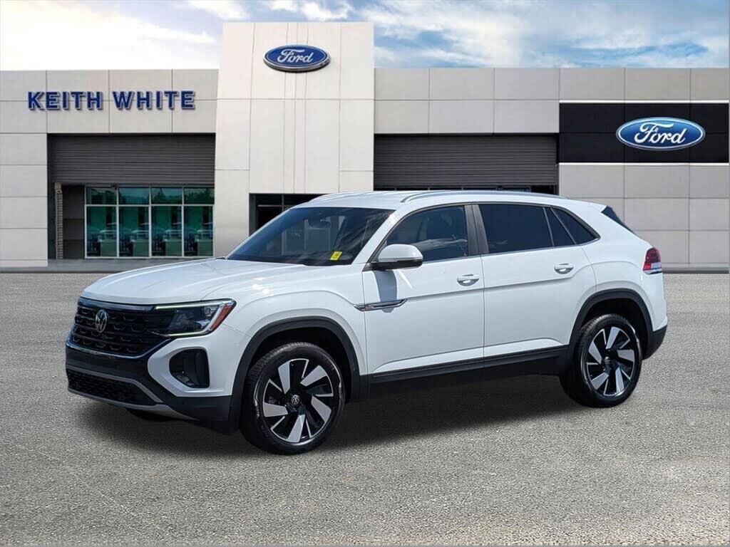 2025 Volkswagen Atlas Cross Sport SE — photo 1 of 2