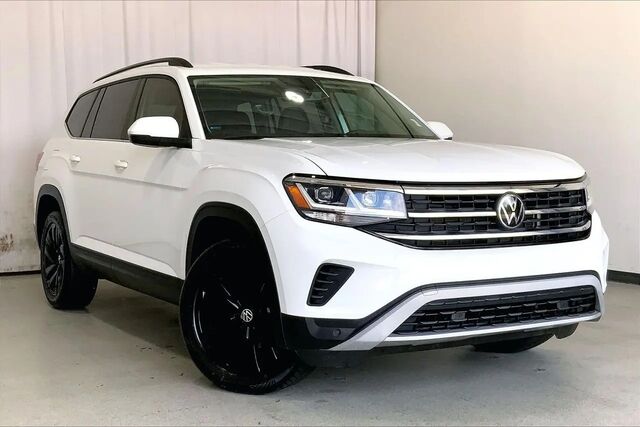 2023 Volkswagen Atlas SE