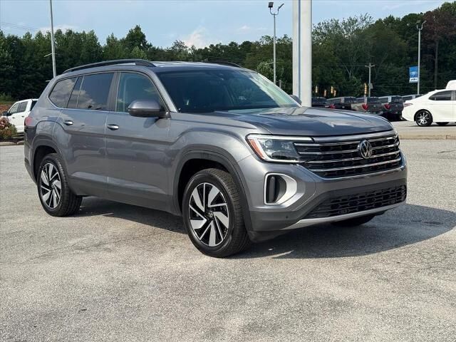 2025 Volkswagen Atlas SE — photo 1 of 1