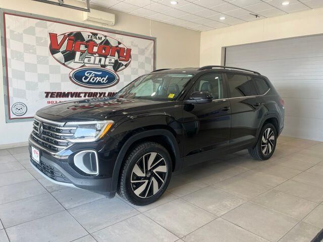 2025 Volkswagen Atlas SE