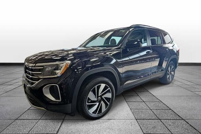 2025 Volkswagen Atlas SE