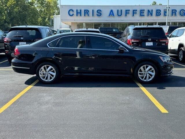 2018 Volkswagen Passat 2.0T SE