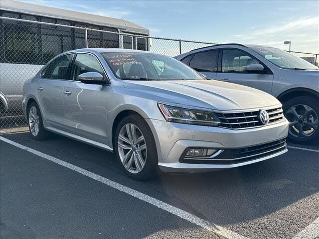 2018 Volkswagen Passat 2.0T SE