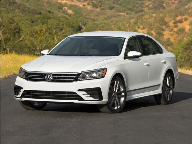 2018 Volkswagen Passat 2.0T SE