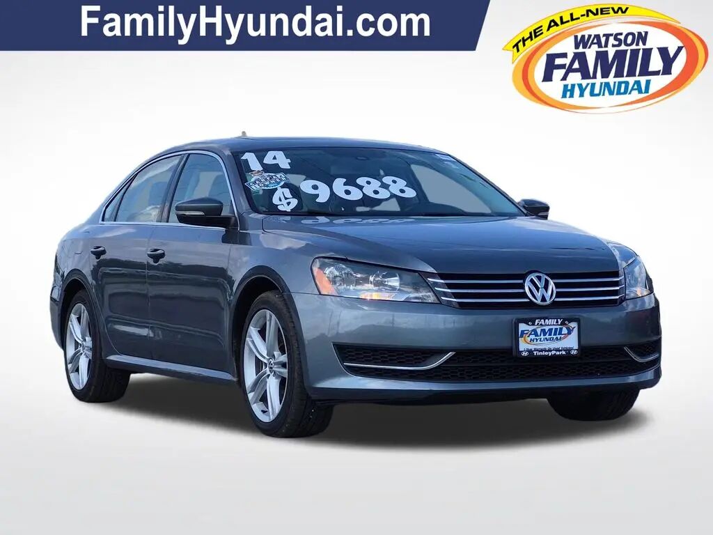 2014 Volkswagen Passat 2.5L SE PZEV — photo 1 of 2