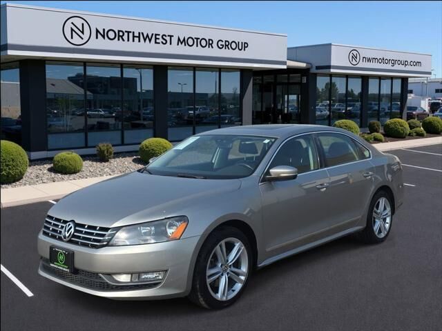 2014 Volkswagen Passat 2.0L TDI SEL Premium — photo 1 of 13