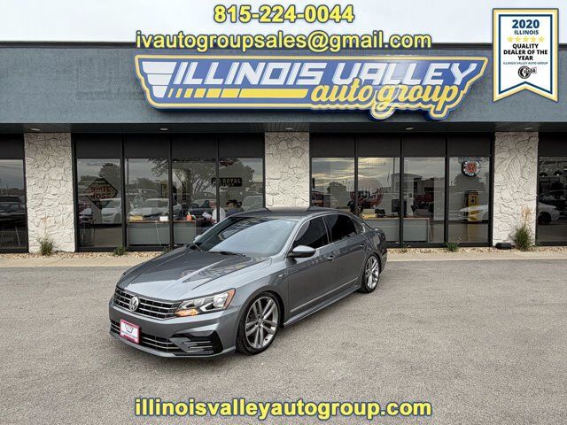 2017 Volkswagen Passat R-Line w/Comfort Pkg