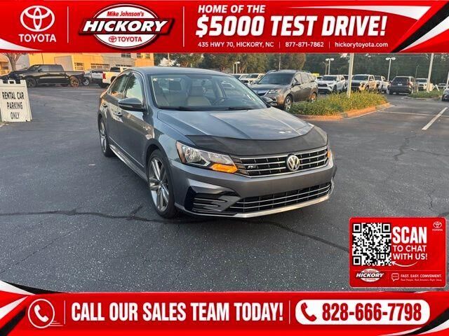 2017 Volkswagen Passat 1.8T R-Line