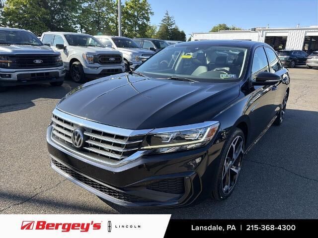 2020 Volkswagen Passat R-Line