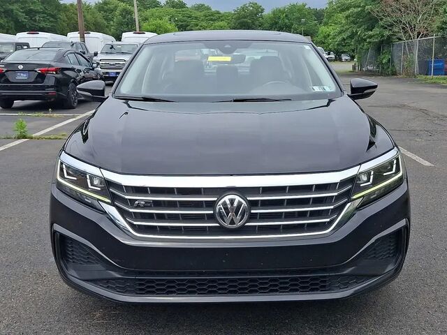 2020 Volkswagen Passat R-Line
