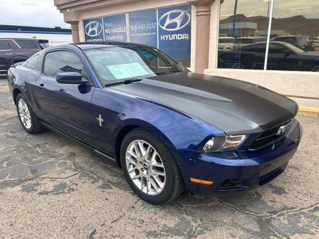 2012 Ford Mustang V6 Premium — photo 1 of 13