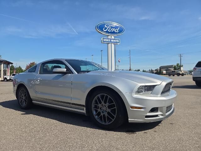 2014 Ford Mustang V6 Premium