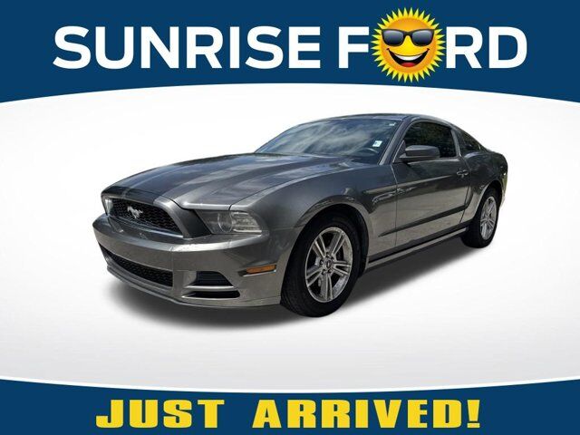 2013 Ford Mustang V6