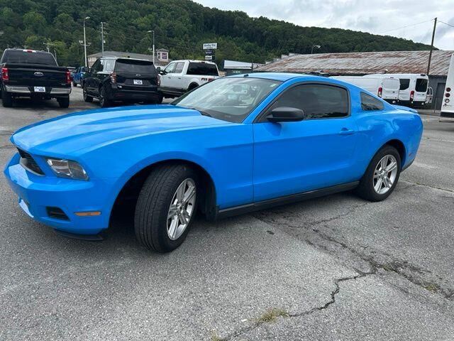 2010 Ford Mustang V6