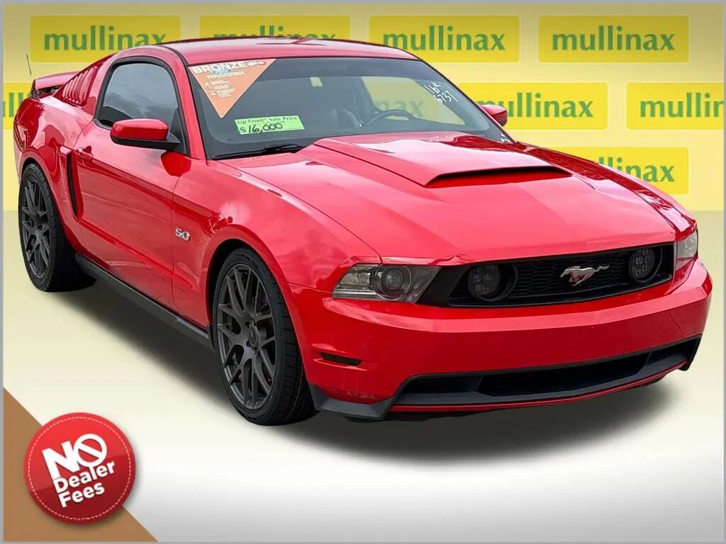 2012 Ford Mustang GT Premium — photo 1 of 10