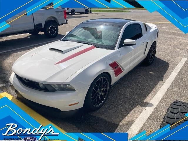 2011 Ford Mustang GT Premium
