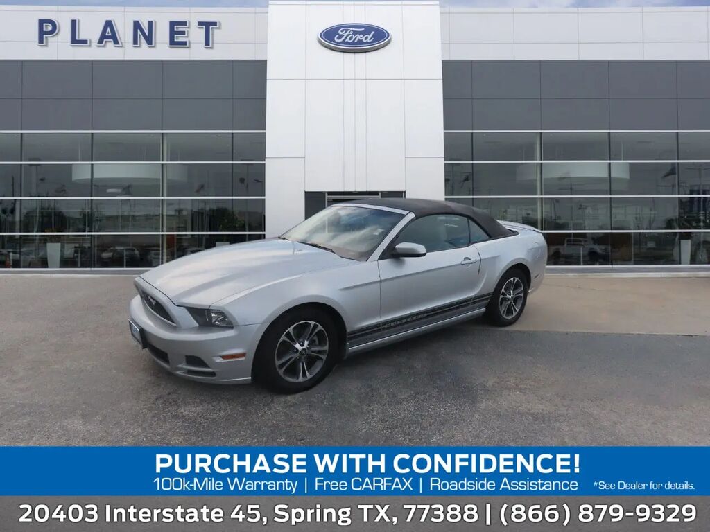 2014 Ford Mustang V6 — photo 1 of 13