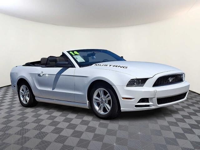 2014 Ford Mustang V6