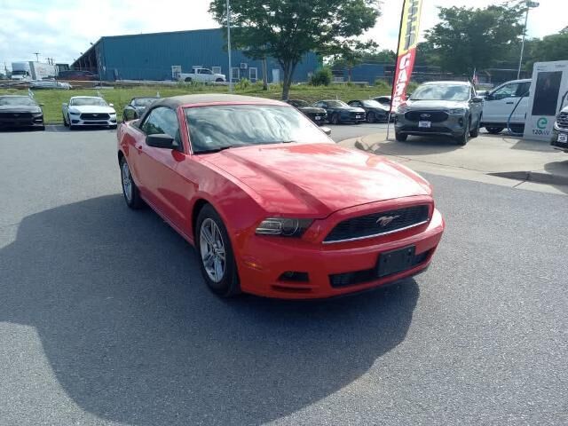 2014 Ford Mustang V6