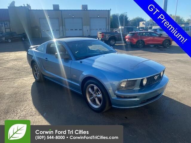 2006 Ford Mustang GT Premium