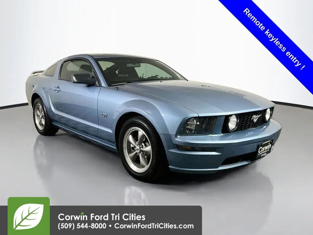 2006 Ford Mustang GT Premium — photo 1 of 13