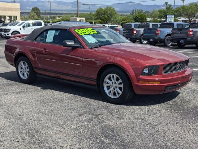 2007 Ford Mustang V6 Deluxe