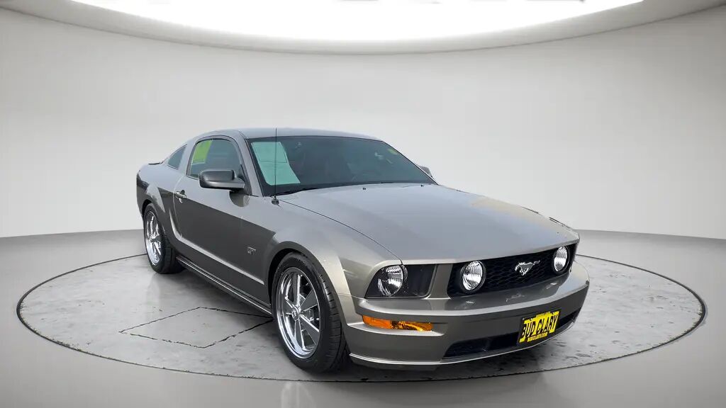 2005 Ford Mustang GT Premium — photo 1 of 13