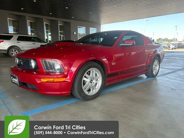 2008 Ford Mustang GT Deluxe