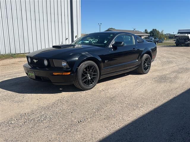 2007 Ford Mustang GT Deluxe
