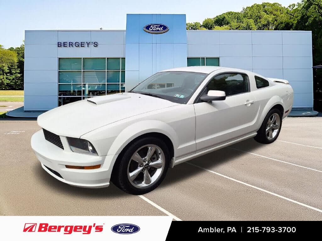 2007 Ford Mustang GT Premium — photo 1 of 1
