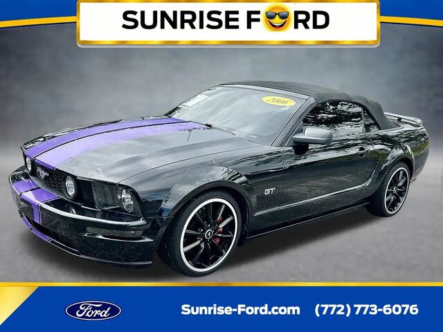 2006 Ford Mustang GT Deluxe