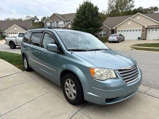 2010 Chrysler Town &amp; Country Touring
