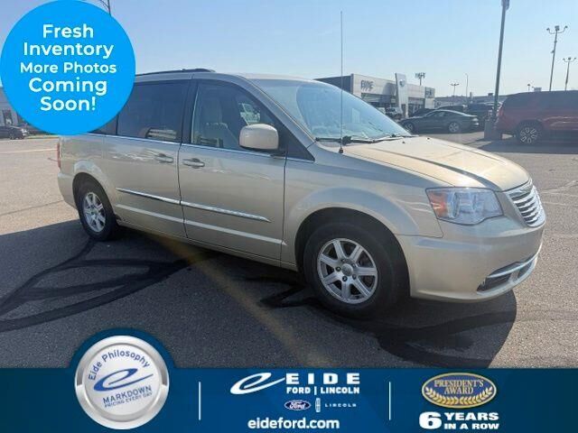 2011 Chrysler Town and Country Touring