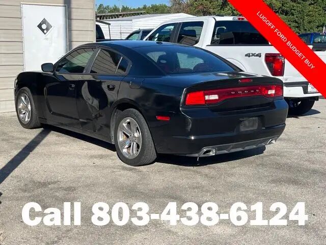 2011 Dodge Charger SE — photo 1 of 2