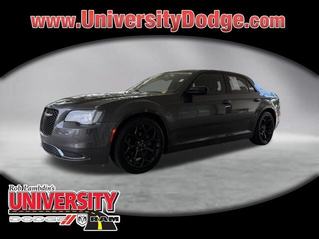 2019 Chrysler 300 Touring