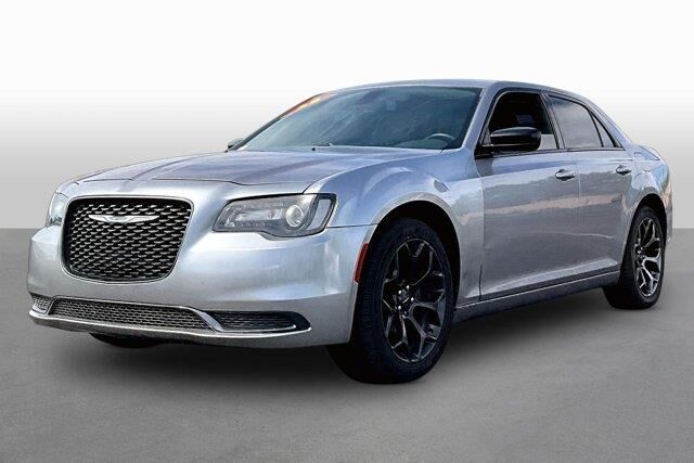 2018 Chrysler 300 Touring
