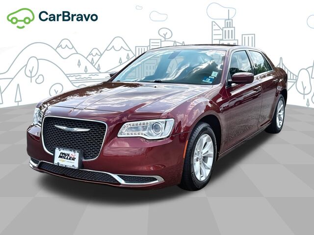 2018 Chrysler 300 Touring