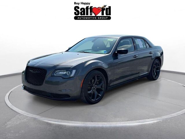 2022 Chrysler 300 Touring